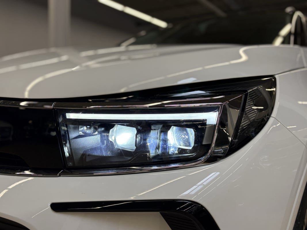 Opel Grandland X 1.6 HYBRID 300 AWD GSE BVA8 — 36
