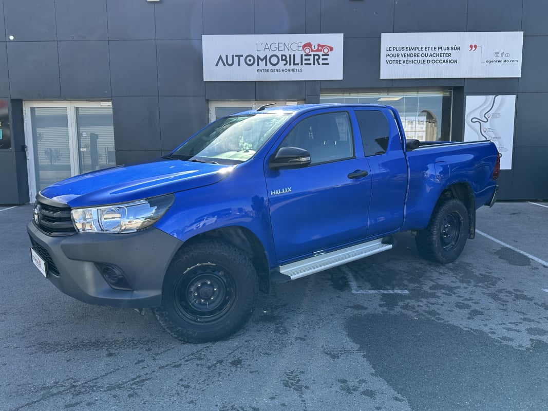 Toyota Hilux 2,4 D-4D 150cv EXTRA CAB — 1