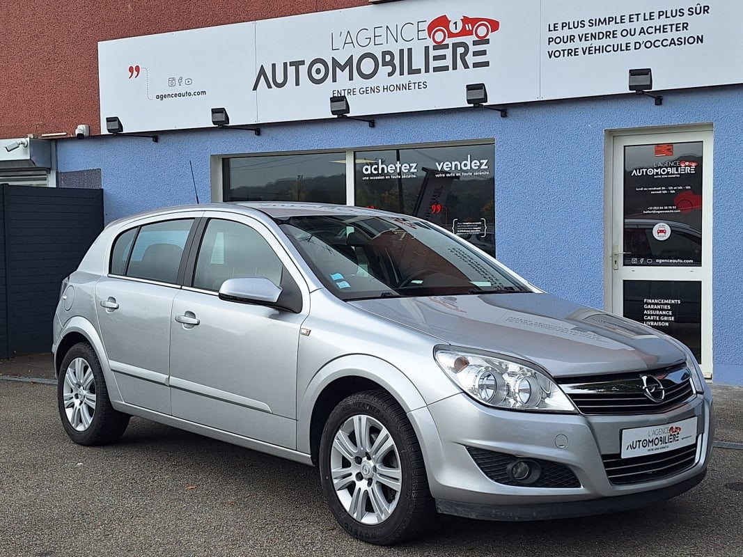 Opel Astra 1.7 CDTI 110 ch — 1