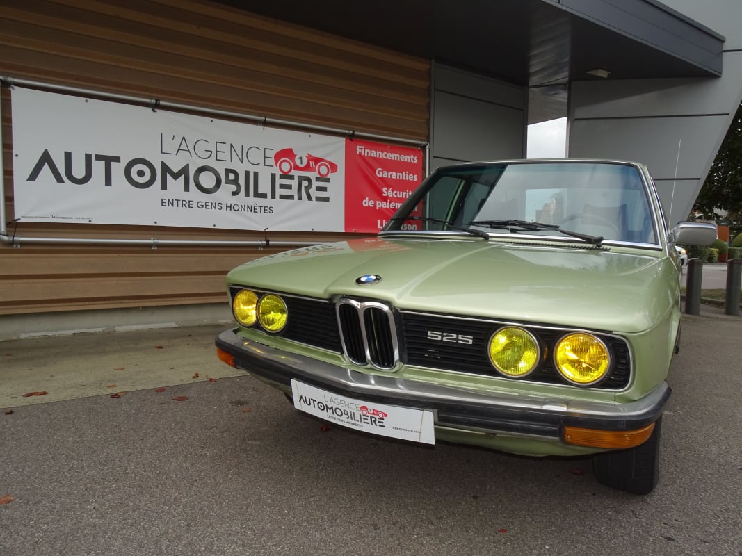 BMW Série 5 525 150 ch COLLECTION — 2