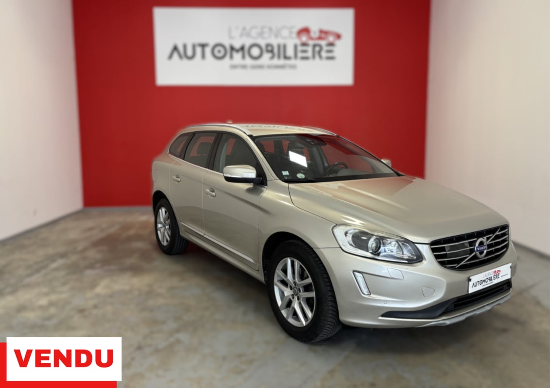 Volvo XC60 VOLVO XC60 D3 150 SUMMUM + 1° MAIN + ATTELAGE — 1