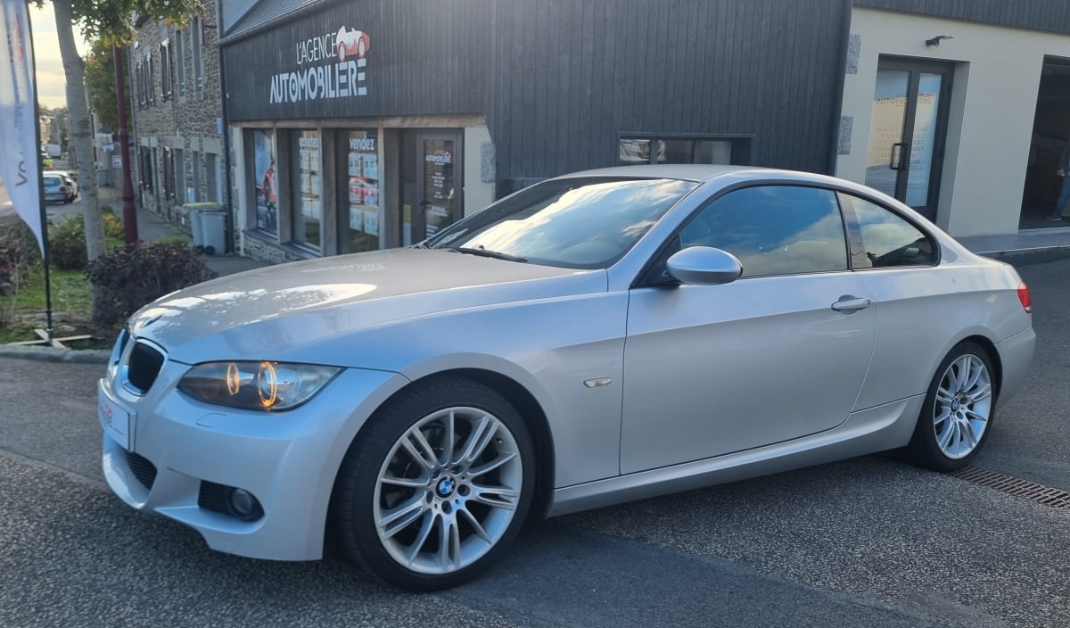 BMW Série 3 Coupé SÉRIE 3 (E92) 320D COUPÉ CONFORT — 1
