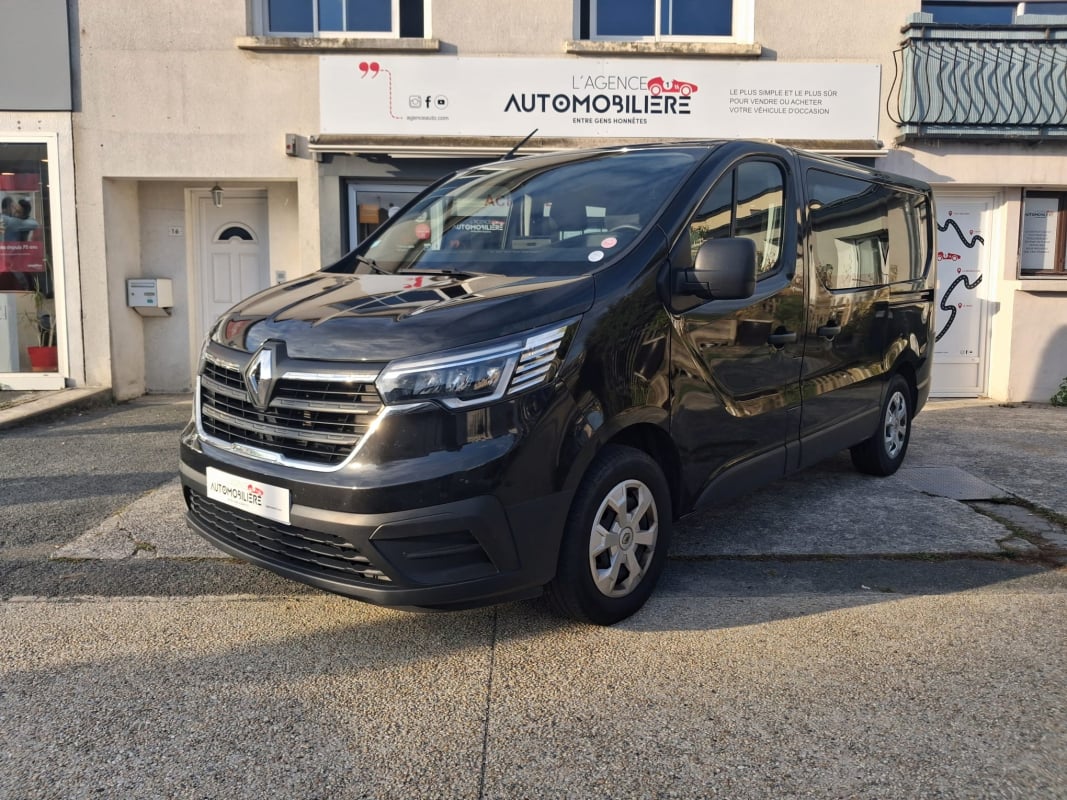Renault Trafic III 2.0 DCI 150cv CONFORT 6 Places EDC6 - Suivi Renault — 1
