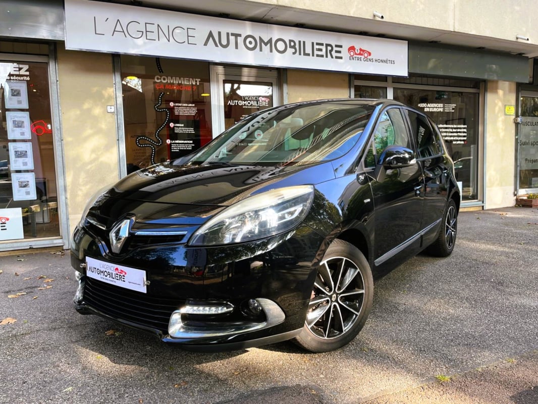 Renault Scenic III (3) 1.2 TCE 130 ENERGY BOSE EDITION E6 FRANCAIS, 1ERE MAIN — 1