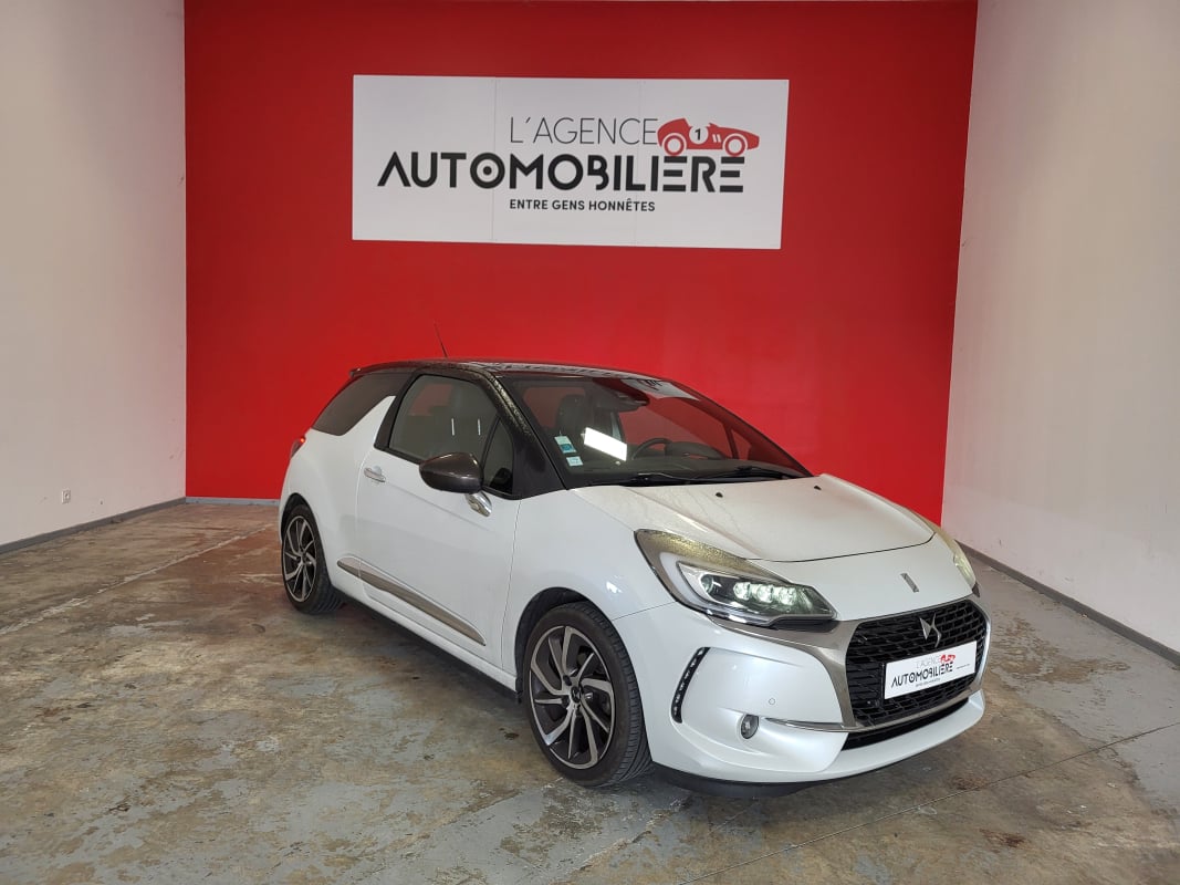 Citroen DS3 1.2 PURETECH 130 ULTRA PRESTIGE - CUIR MARRON - MOTEUR CHANGÉ — 1