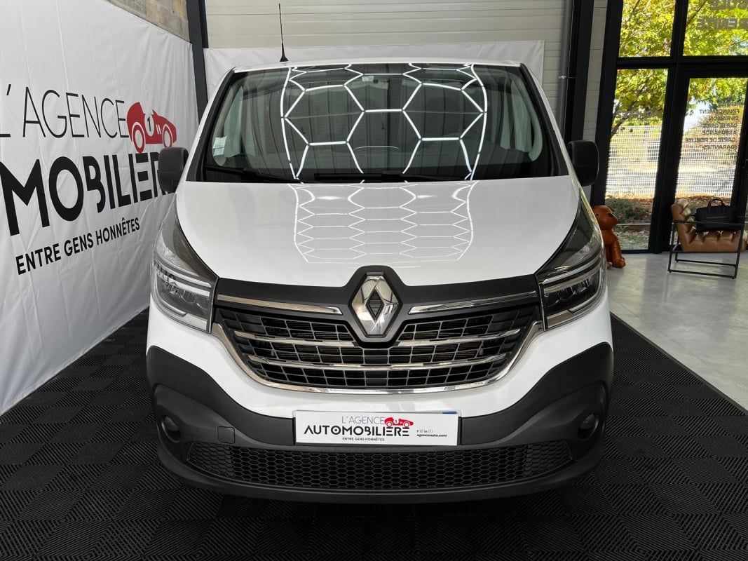 Renault Trafic Van Aménagé 2.0 Blue DCi Turbo 120ch — 2
