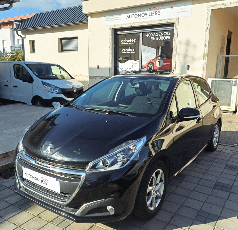 Peugeot 208 1.2 VTi 82 CV Finition Style — 1