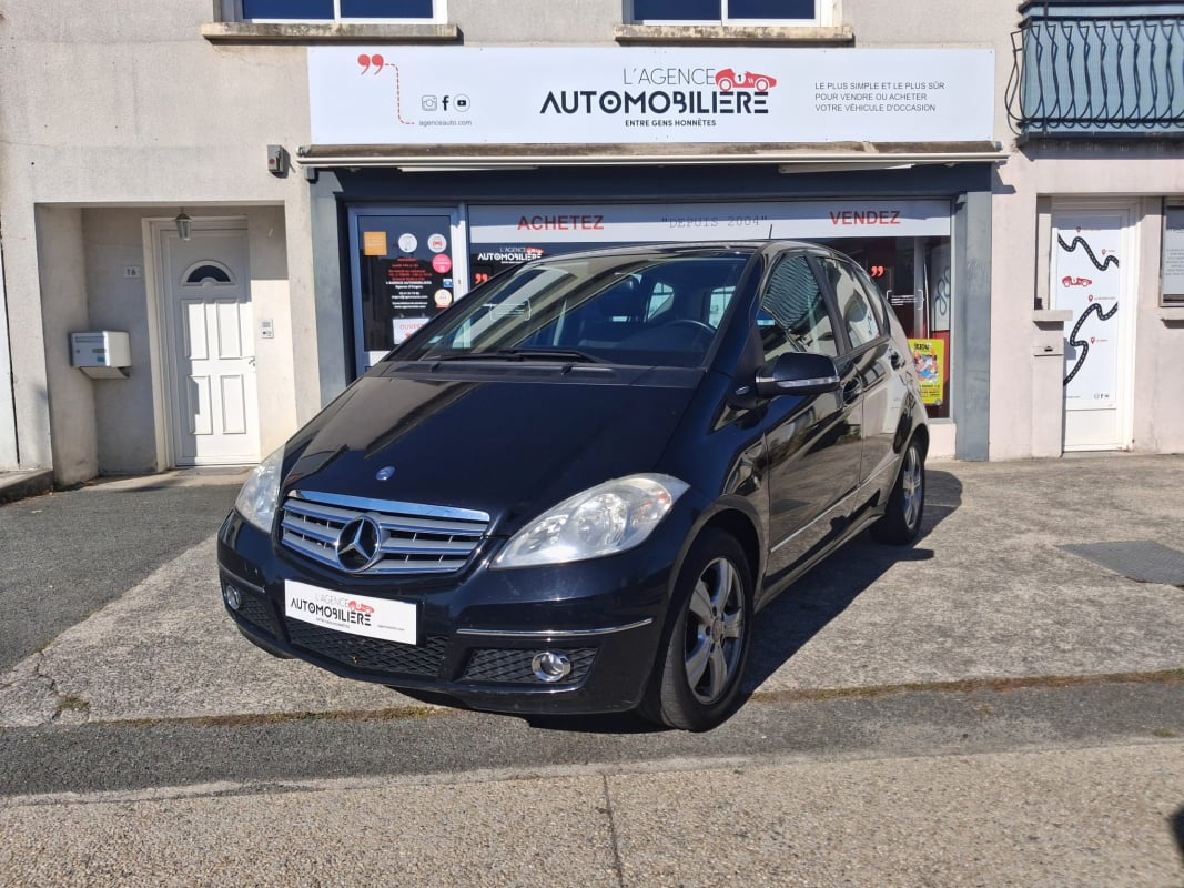 Mercedes-Benz Classe A 170 1.7i 116cv Avantgarde BlueEfficiency — 1