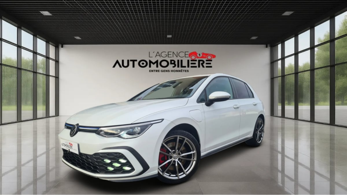 Volkswagen Golf VIII GTE 1.4 HYBRID RECHARGEABLE OPF 245 CV DSG6 — 1