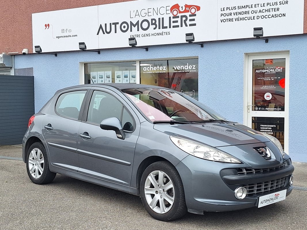 Peugeot 207 1.6 HDi 110 ch Premium Pack 1ère main — 1