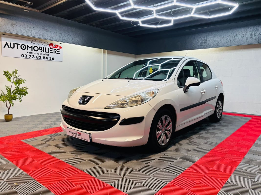 Peugeot 207 1.4L i 73CH PACK CLIM — 1