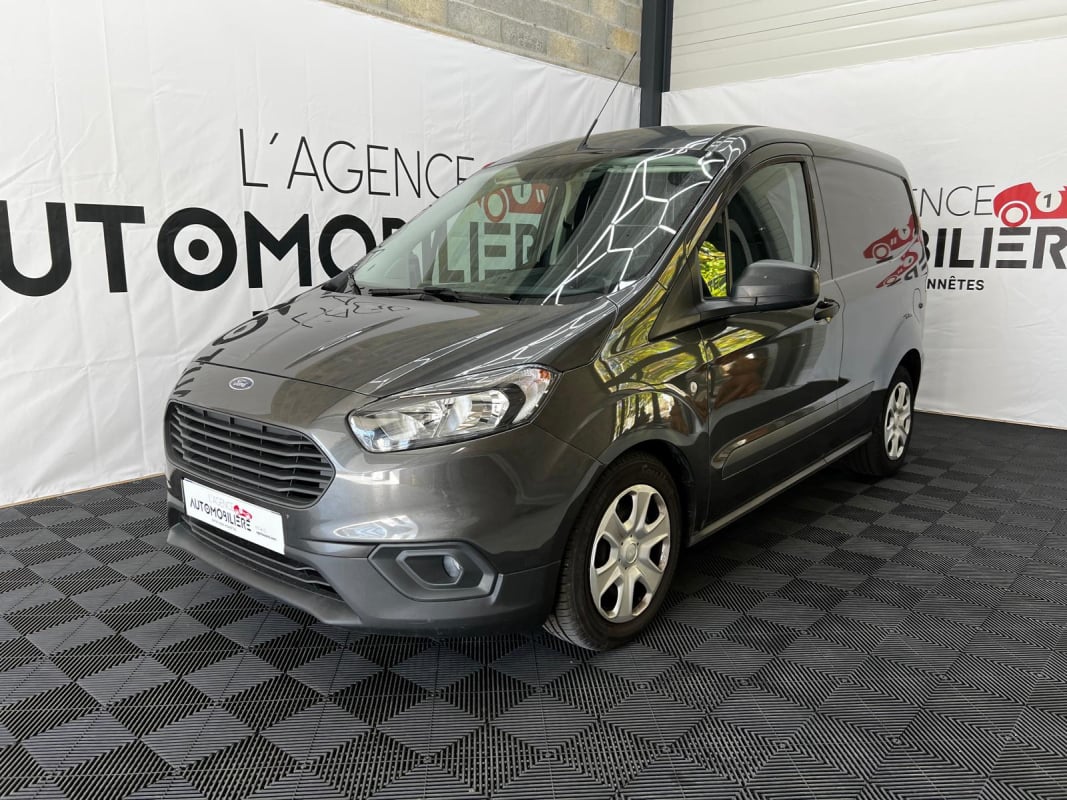 Ford Transit Courier 1.5 Tdci Ecoblue Turbo — 1
