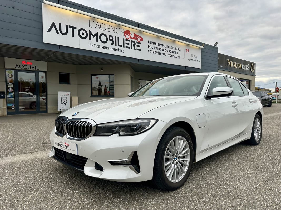 BMW Série 3 330 E 293 HYBRIDE LUXURY BVA8 — 1