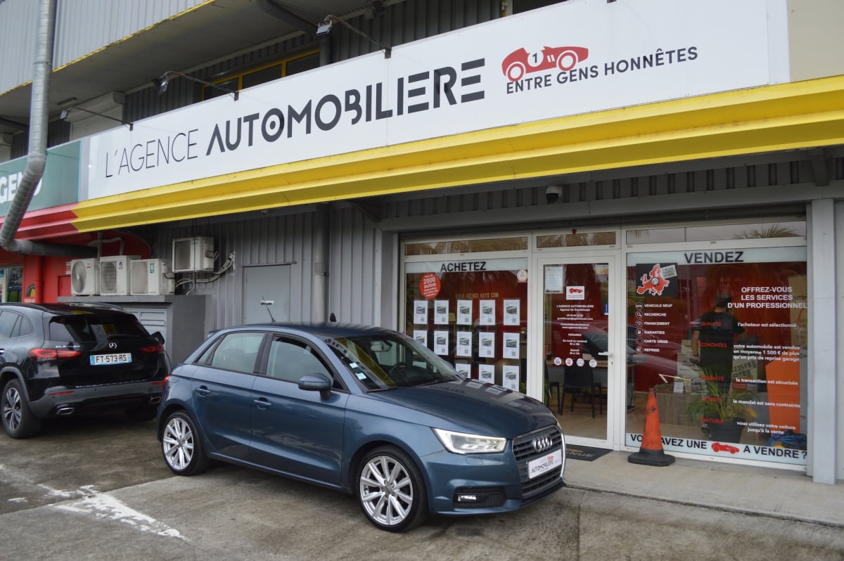 Audi A1 SPORTBACK 1.0 TFSI 95 ULTRA S TRONIC — 1