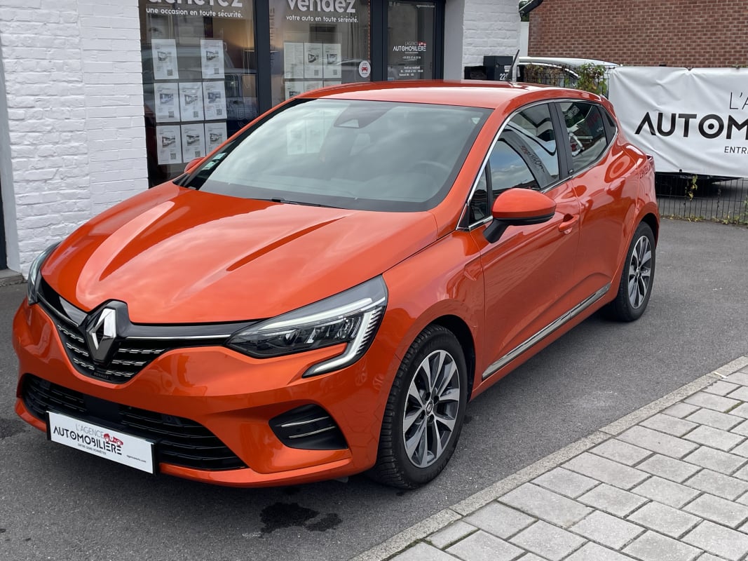 Renault Clio 1.6 E-Tech hybride 140ch Intens -21N — 1