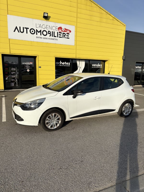 Renault Clio IV 1.2 75CH 16V — 1