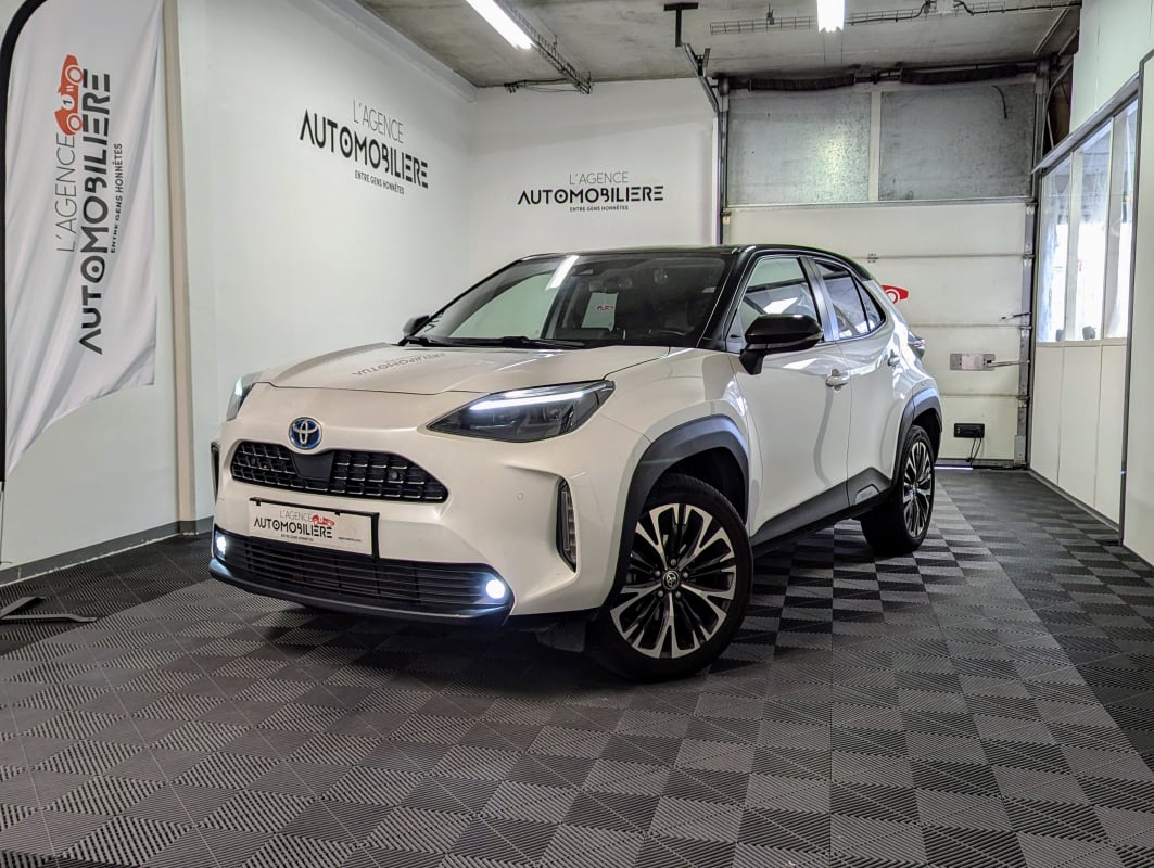 Toyota Yaris Cross 1.5 HYBRIDE 116H AWD-I COLLECTION — 1