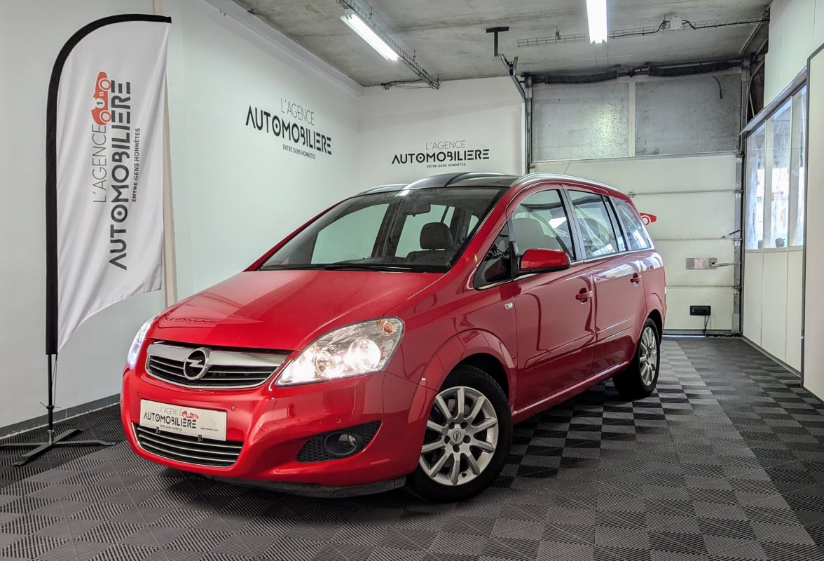 Opel Zafira II 1.7 CDTI 110 FAP COSMO 7 PLACES — 1