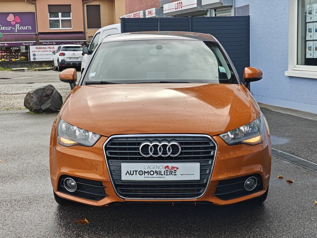 Audi A1 Sportback 1.6 TDI 90ch FAP Ambiente 5 places — 2