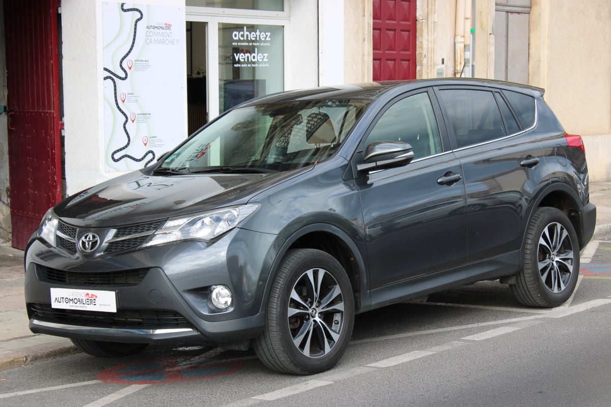Toyota RAV4 124 D-4D 2WD 7.0 ( Caméra de recul, Climatisation, Coffre électrique... ) — 1