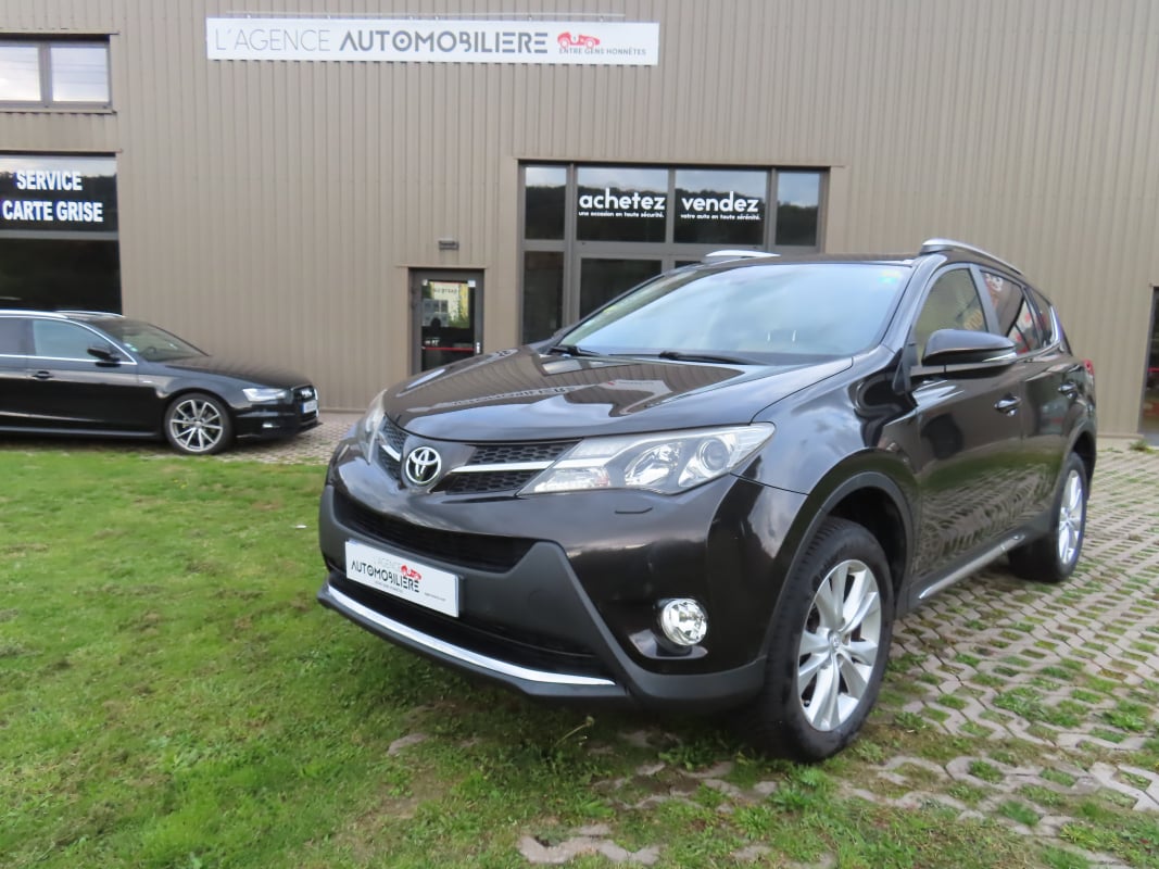 Toyota RAV4 2.2 D-4D 16V 4WD Lounge 150Cv — 1