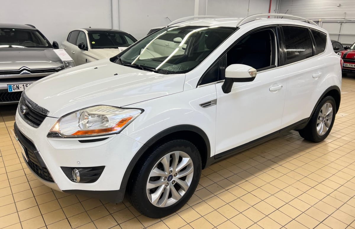 Ford Kuga 2.0 TDCI 140 DPF 4X4 TITANIUM BVM — 1