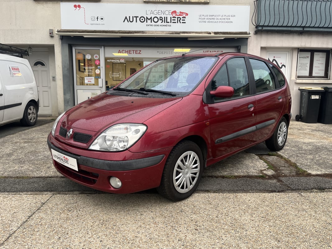 Renault Scenic Phase 2 1.6 i 107cv - Entretien constructeur Distribution à jour - 2ème main — 1