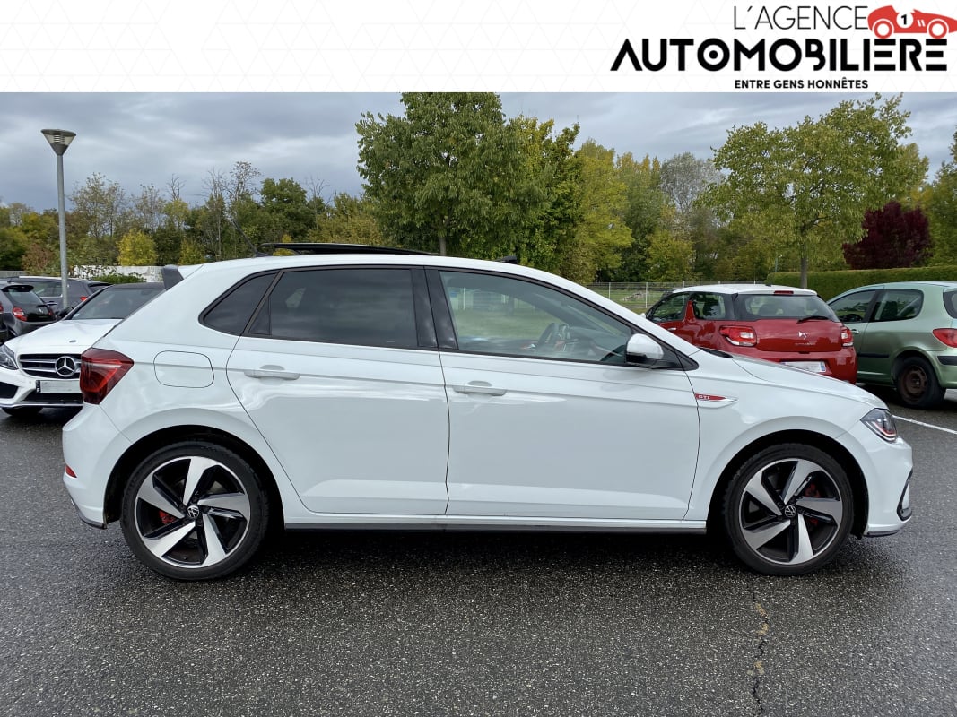 Volkswagen Polo VI GTI 2.0 TSI 207CH DSG7 - 1ère main - Toit Ouvrant — 2