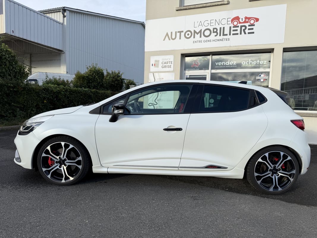 Renault Clio IV 1.6 TURBO 220 RS TROPHY EDC - ORIGINE FRANCE — 2