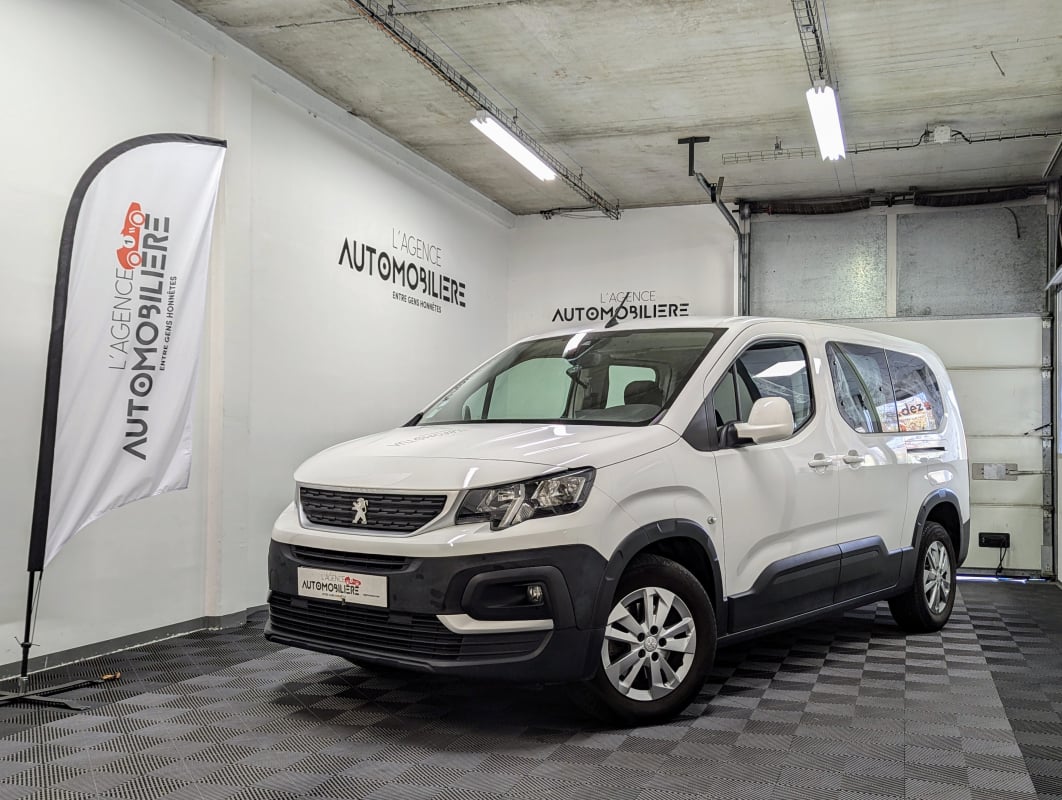 Peugeot RIFTER 1.2 PURETECH 130 S&S LONG ALLURE EAT8 7PL — 1
