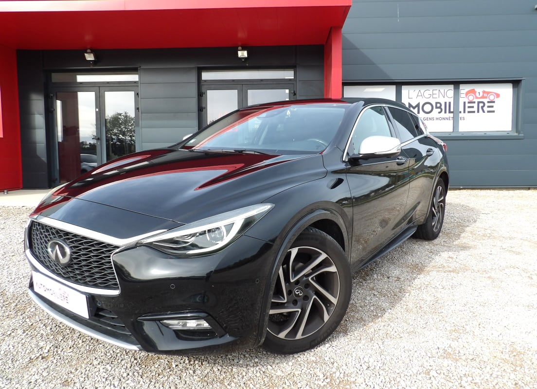Infiniti Q30 1.5d 109ch City Black Edition — 1