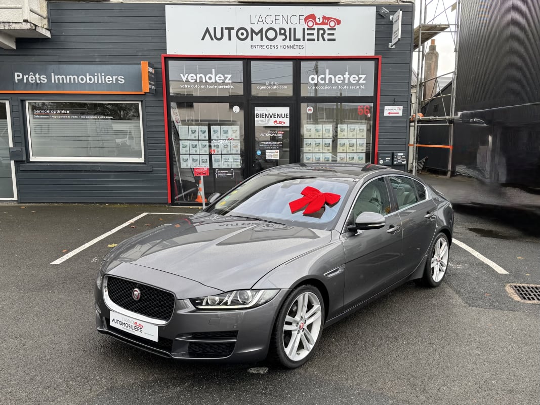 Jaguar XE 2.0D 180 ch ZF8 Portfolio (2ème Main) — 1
