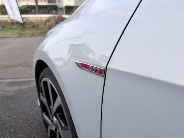 Volkswagen Golf VII GTI 2.0 TSI Phase 2 DSG7 245 Performance GPS - Keyless -Toit ouvrant - Sièges chauffant - Sièges cuir — 28