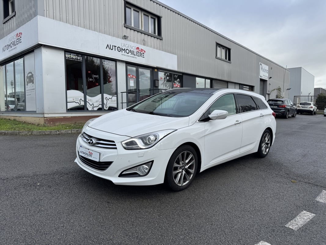 Hyundai i40 SW 1.7 CRDi 136 BVA6 PREMIUM — 1
