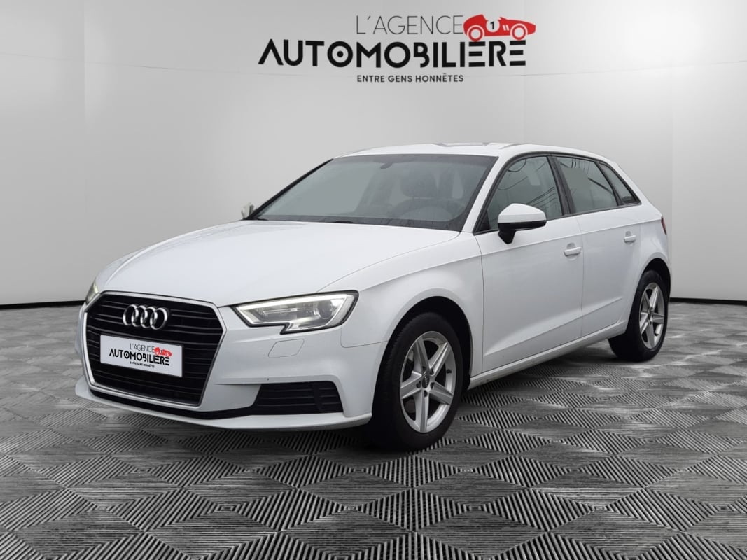 Audi A3 Sportback Sportback 30 TFSI 116Ch/ Garantie 12 mois — 1