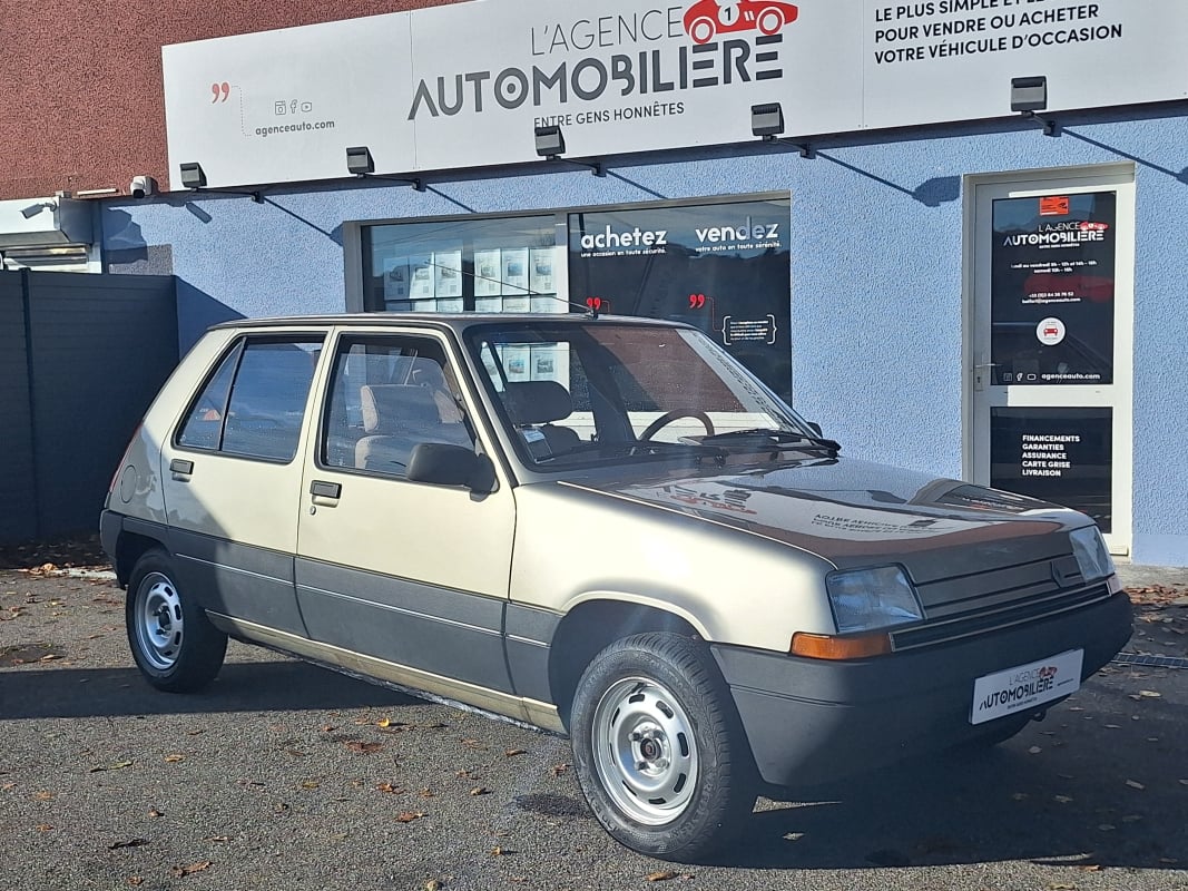 Renault Super 5 gtr 5p — 1