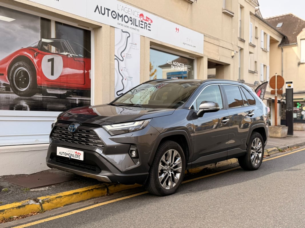 Toyota RAV4 2.5 HYBRIDE 218 2WD LOUNGE Pack Premium! — 1