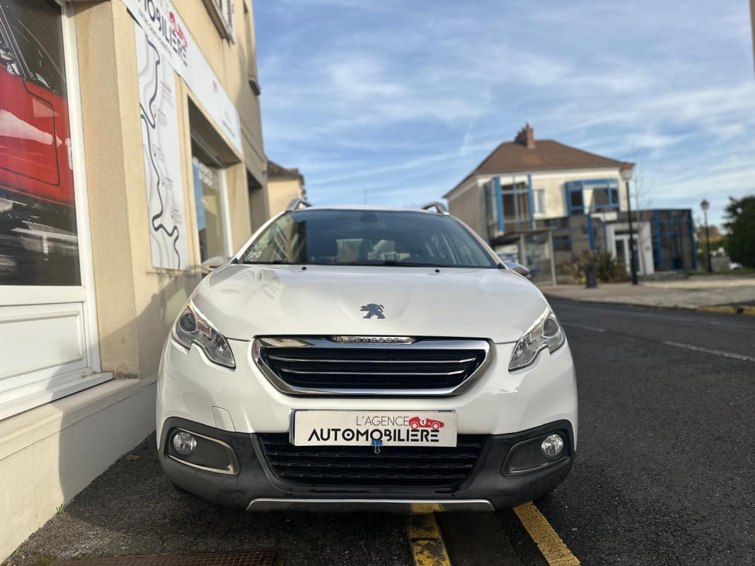 Peugeot 2008 2008 1.6 BLUEHDI 100 S&S ALLURE — 2
