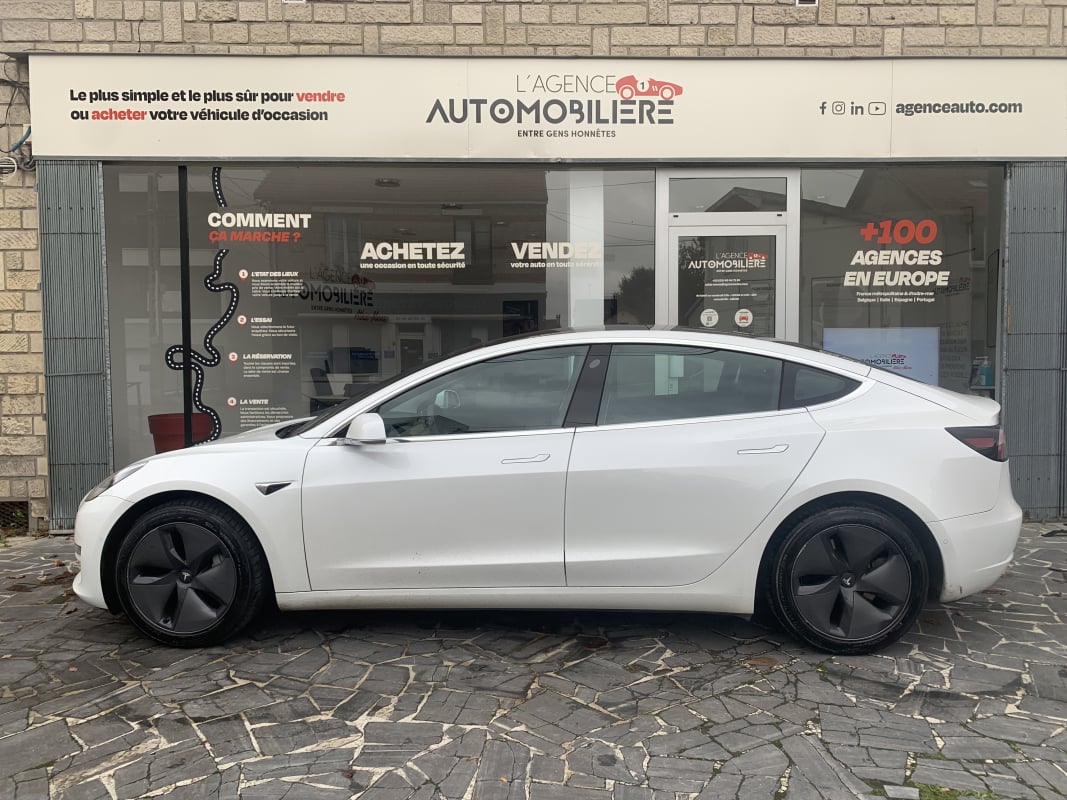 Tesla Model 3 DUAL MOTOR 9CV AWD 75 KWH — 2