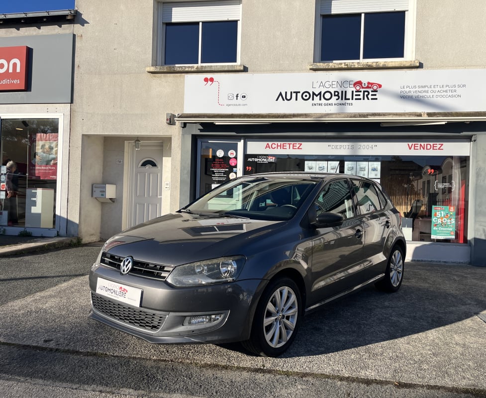 Volkswagen Polo V 1.6 TDI 90cv - Confortline - 5 portes — 1