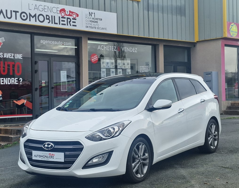 Hyundai i30 SW 1.6 CRDI 110 CH EURO 2016 — 1