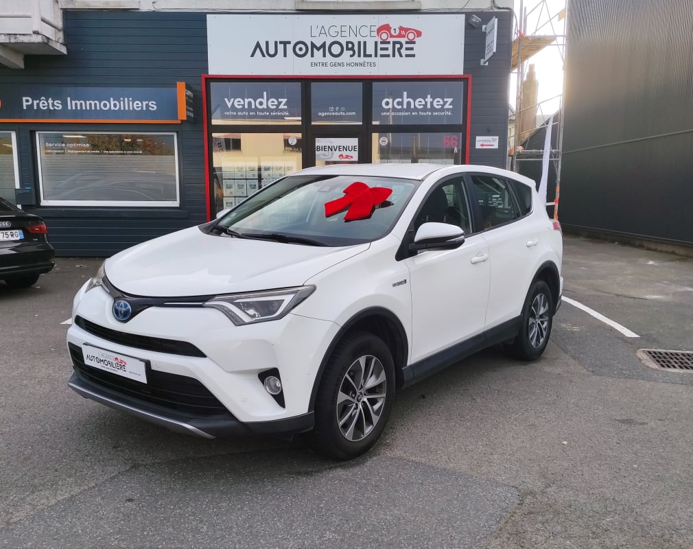 Toyota RAV4 Hybrid 2.5 VVTI CVT 155 ch 2WD Dynamic (Attelage) — 1