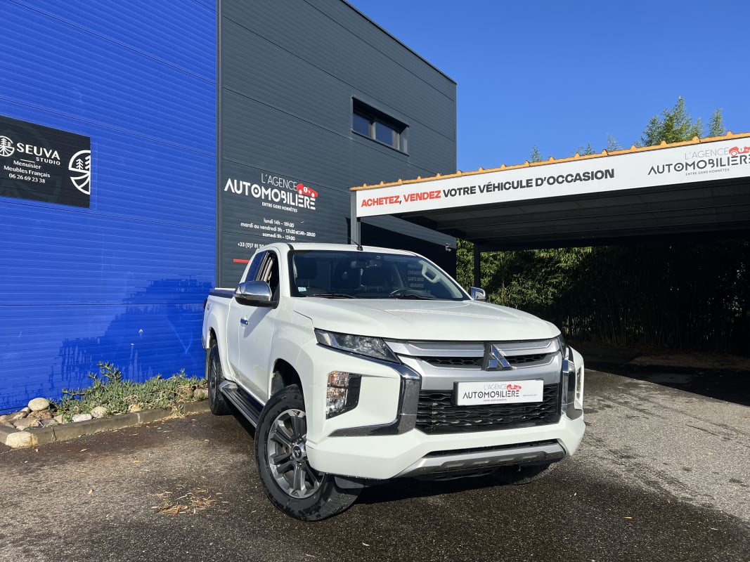 Mitsubishi L200 CLUB CAB 2.2 di-d 150 4WD INSTYLE — 1