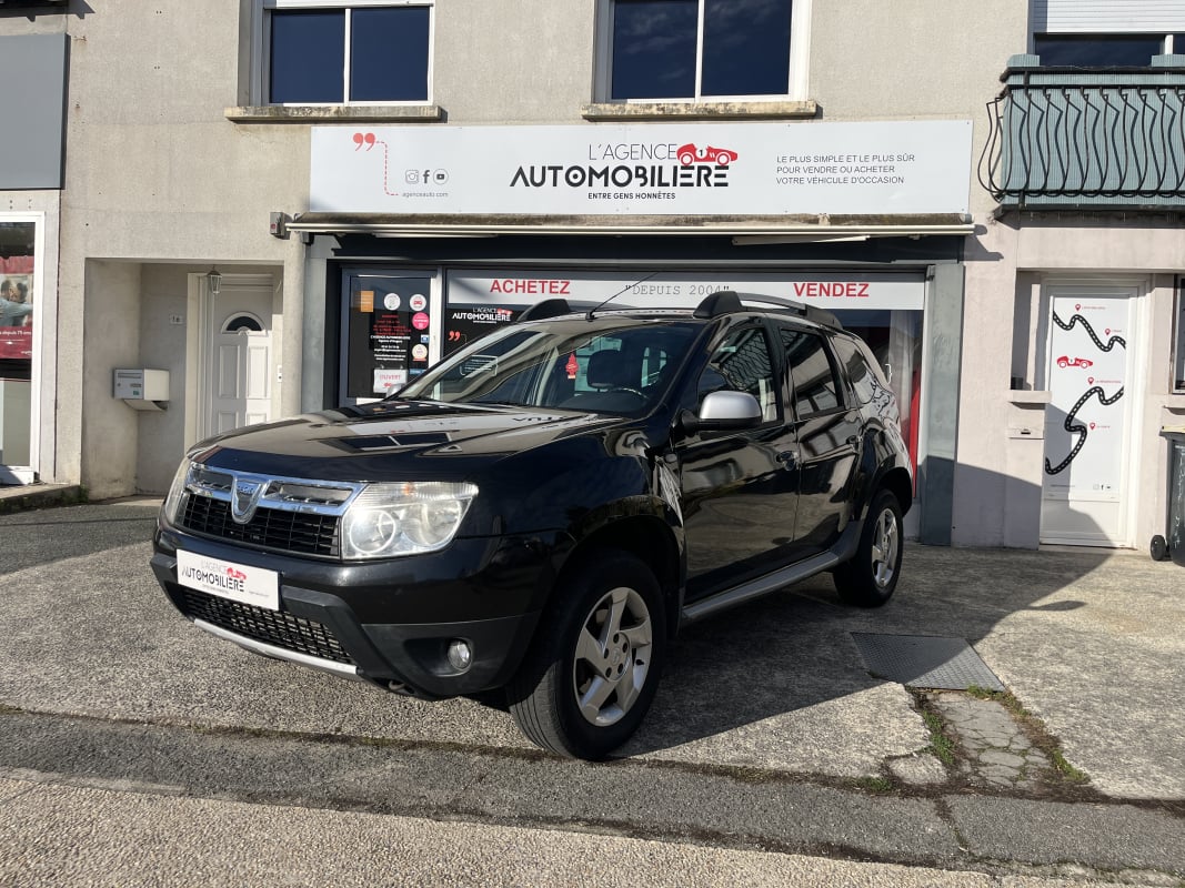 Dacia Duster 1.5 dCi eco2 4x2 107 cv Lauréate - Attelage — 1