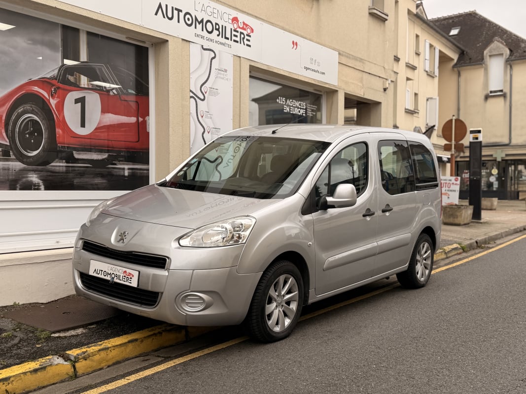 Peugeot Partner Peugeot Partner TEPEE 1.6 HDI 90CH TPMR — 1