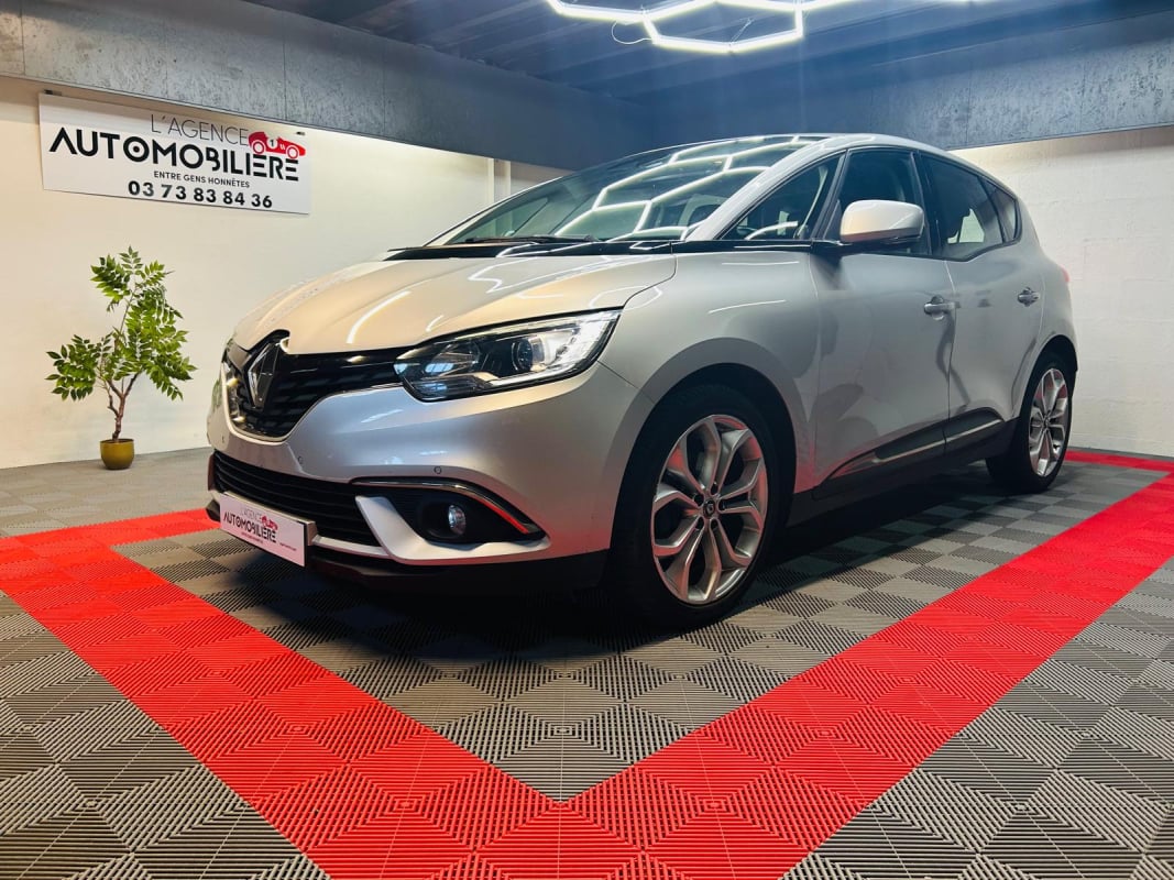 Renault Scenic IV 1.5 dCi 110 cv — 1