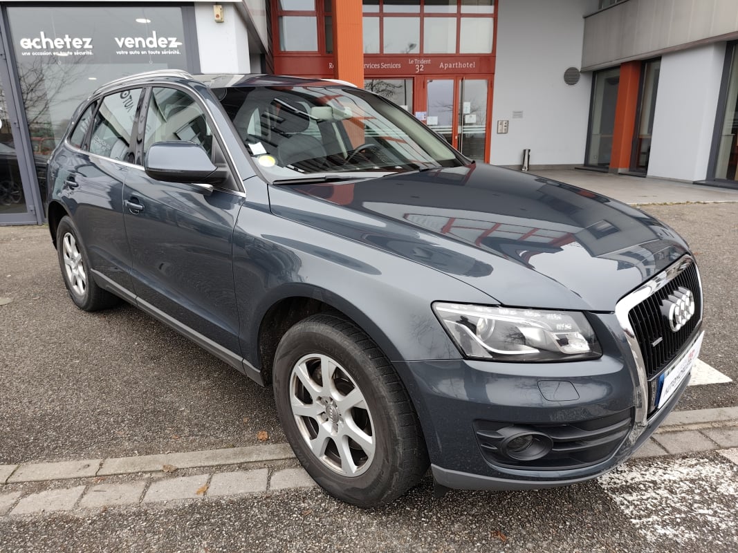 Audi Q5 3.0 TDI V6 Quattro S Tronic7 239 cv Boîte auto — 1