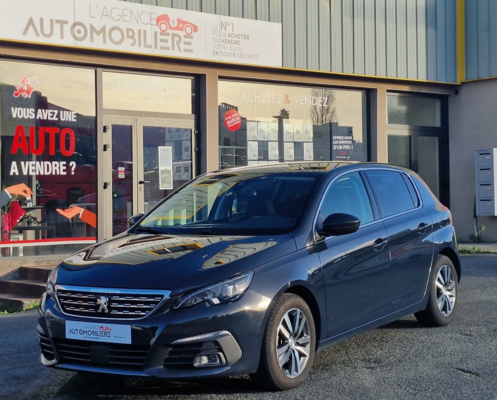 Peugeot 308 1.5 BLUEHDI EAT8 130 CH ALLURE Suivi Peugeot — 1