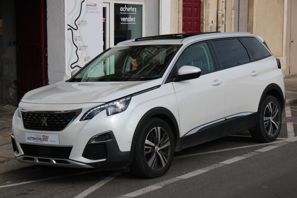 Peugeot 5008 GENERATION-II 2.0 BLUEHDI 150 ALLURE BUSINESS START-STOP ( Toit ouvrant panoramique, Caméra ... ) — 1