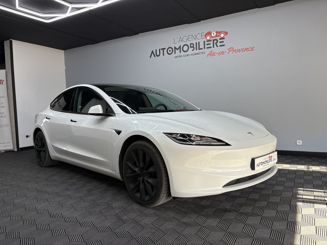 Tesla Model 3 Standard Range RWD – 283 ch – Finition Premium — 1